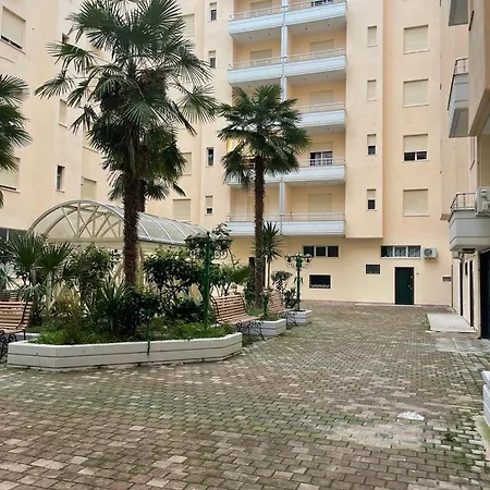 Alba * Vlorë